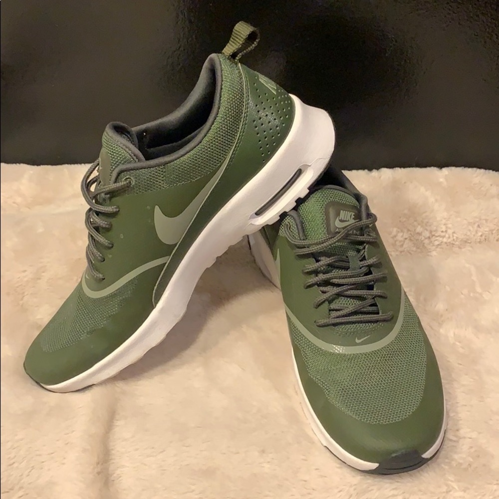 Nike women’s air max